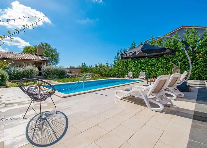 Villa Moki Mit Privatem Beheizbarem Pool